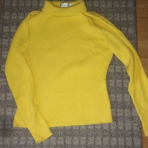 Cute yellow long sleeve shirt